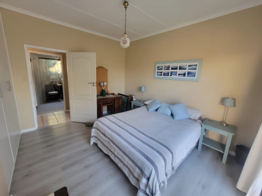 5 Bedroom Property for Sale in Suidrand Free State